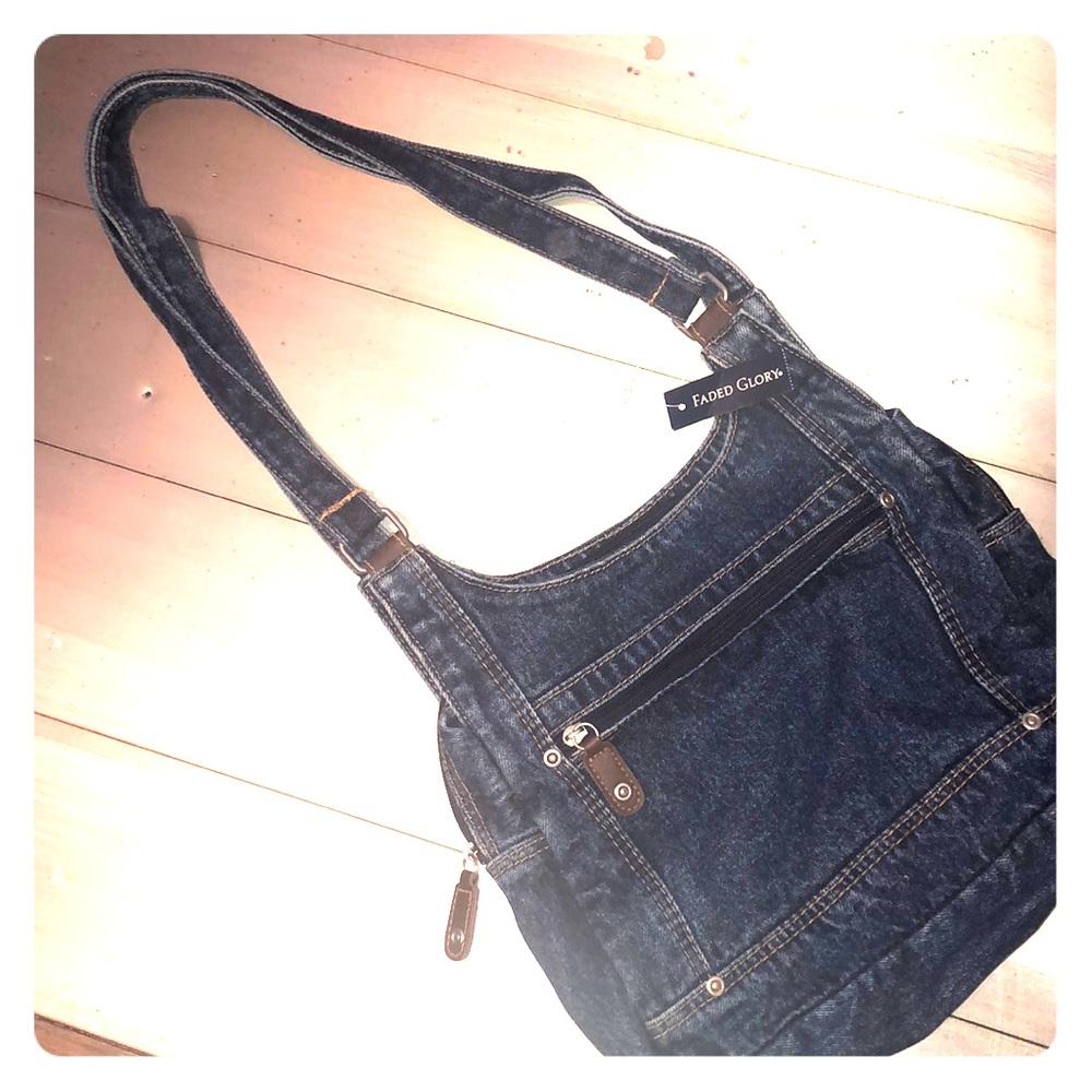 SUPER CUTE DENIM PURSE, NEW WITH TAGS!
